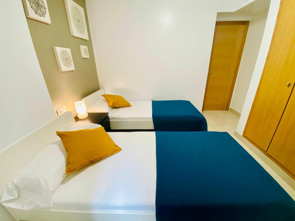 M & B Beach Apartment Valencia Exteriör bild
