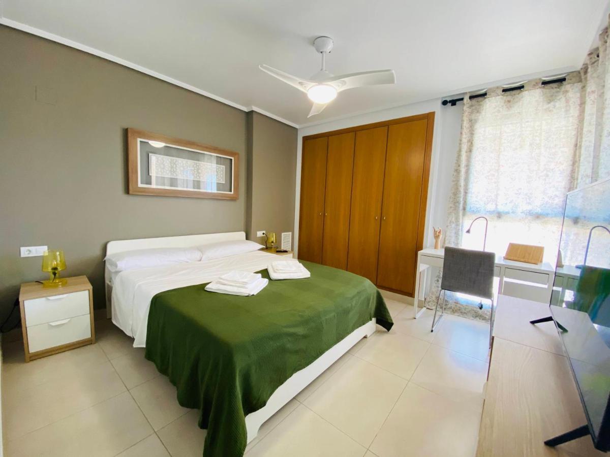 M & B Beach Apartment Valencia Exteriör bild
